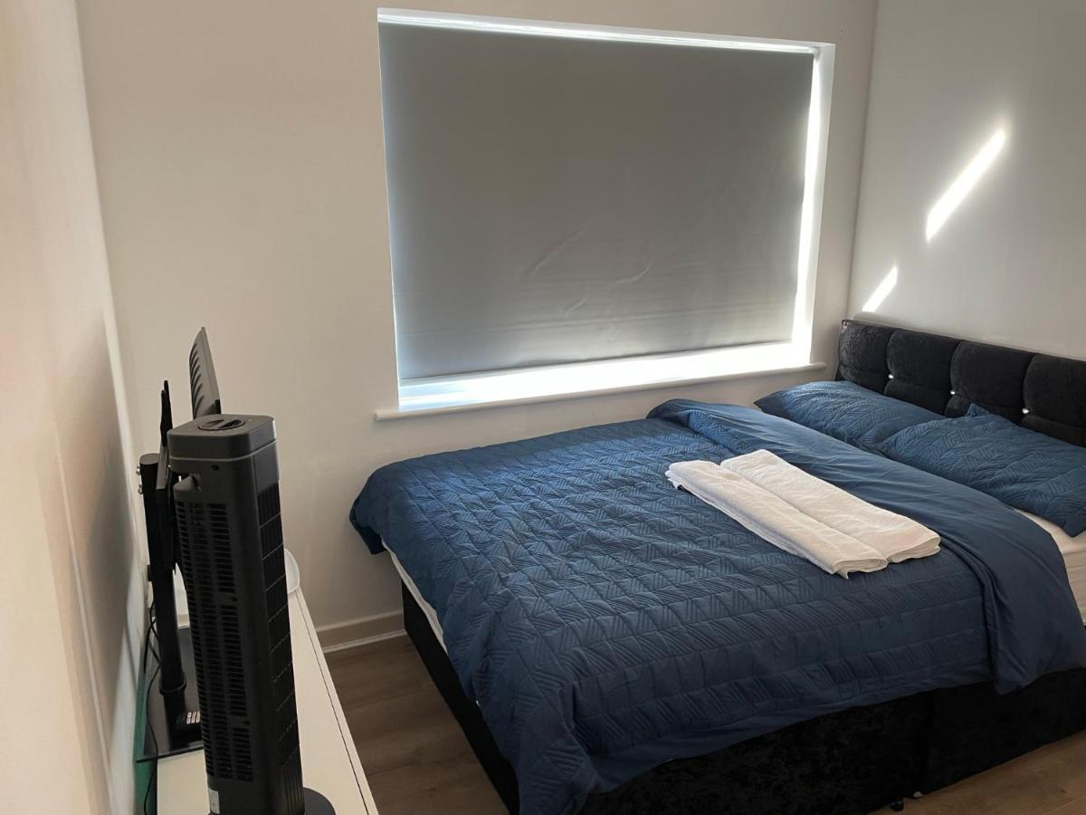 דאגנהאם King Dems Home מראה חיצוני תמונה